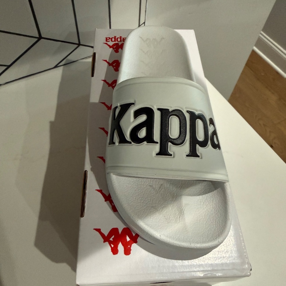 Kappa white and black slides-NEW